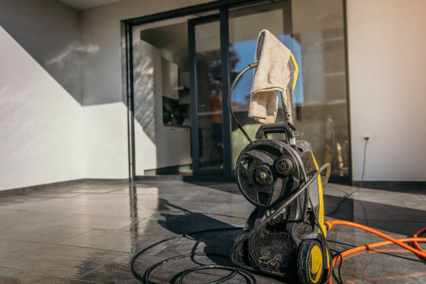 Best Pool Deck Cleaning  in August, CA